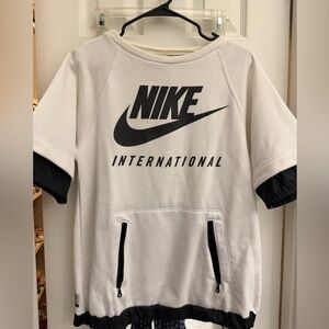 Nike Short Sleeve Sweatshirt